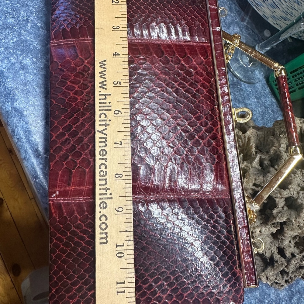 Elegant Red Snakeskin Clutch with Gold Chain - Picture 7 of 8